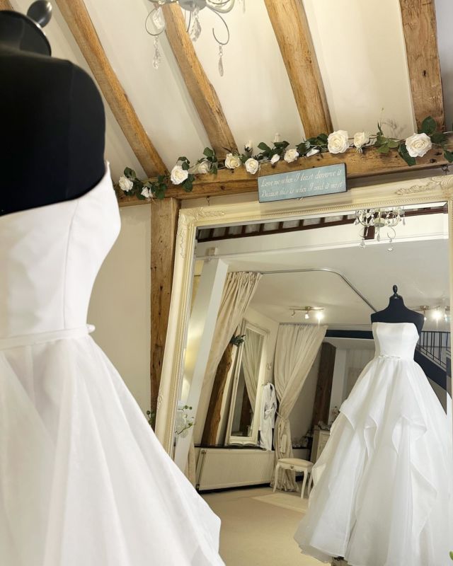 Anya sales bridal boutique